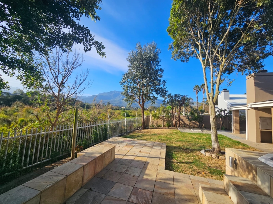 3 Bedroom Property for Sale in Dormehls Drift Western Cape